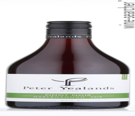 Label 3 of Yealands Pinot Noir