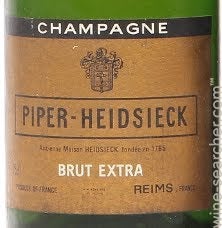 Label 1 of Piper-Heidsieck Brut Extra