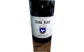 Click to see this product Label of Weingut Toni Jost Hahnenhof Jodocus Riesling Trocken
